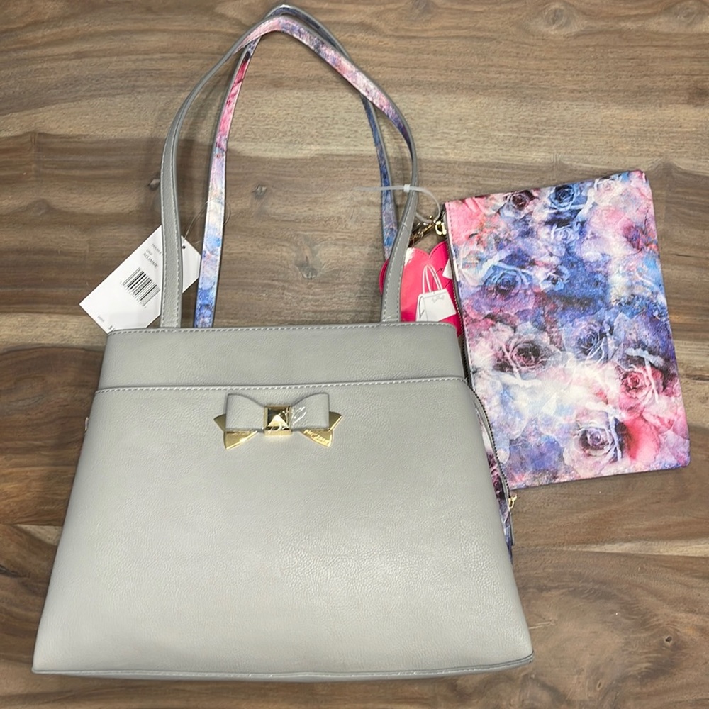 ⭐️SALE⭐️ Betsy Johnson purse with removable pouch - Picture 2 of 10